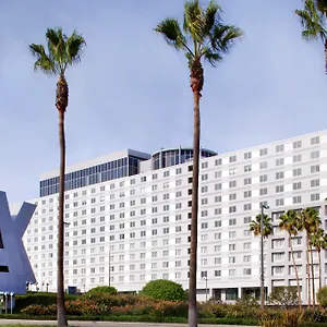 Hyatt Regency Angeles International Airport Hotel